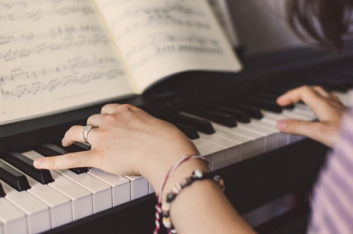 【ピアノの夢占い】あなたの感情や才能を解き明かす
